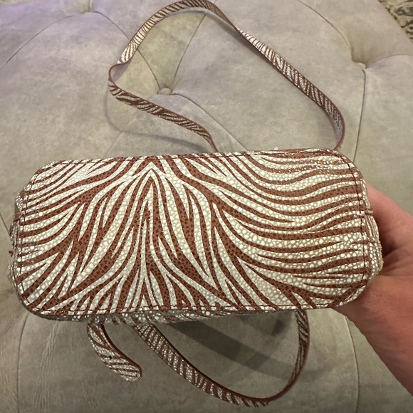 HOBO Crossbody Bag - Picture 4 of 14